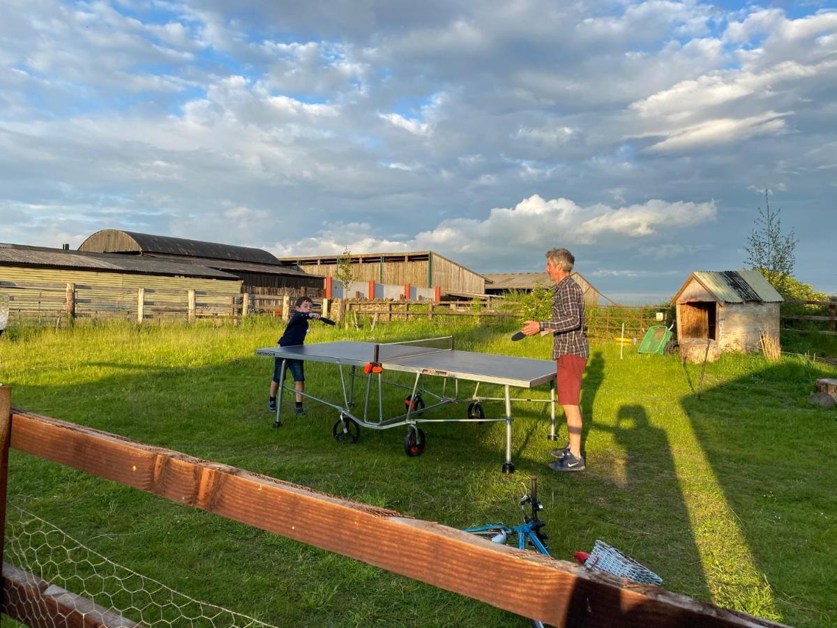 Rew Farm Country & Equestrian Accommodation - Sunrise Lodge Melksham Esterno foto